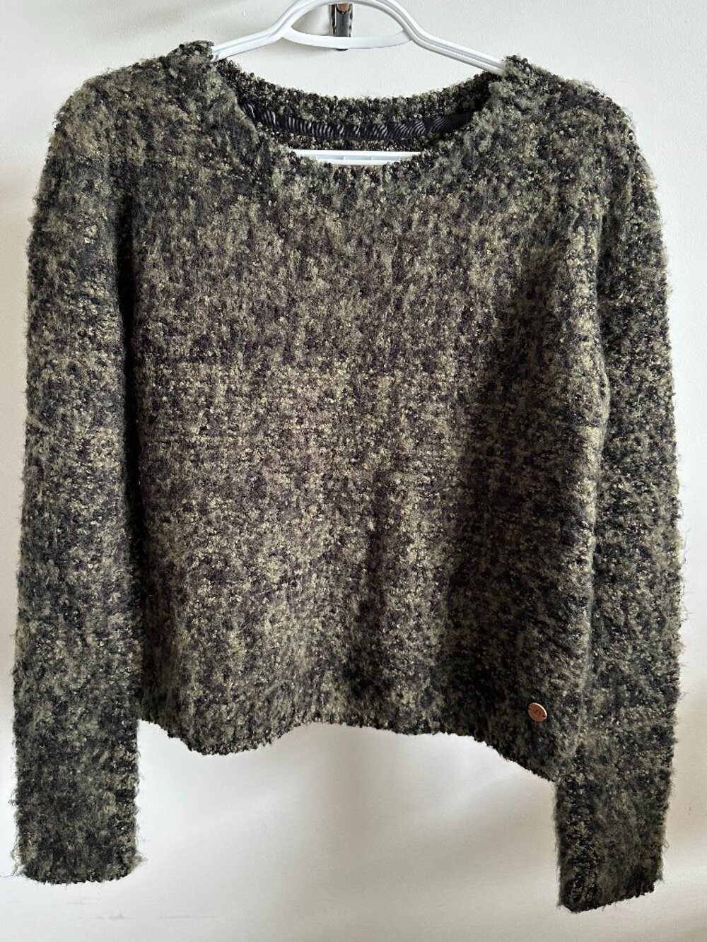 NWT s.Oliver Bouclé Fuzzy Knit Cozy Cropped Sweater Olive Green Black M 38